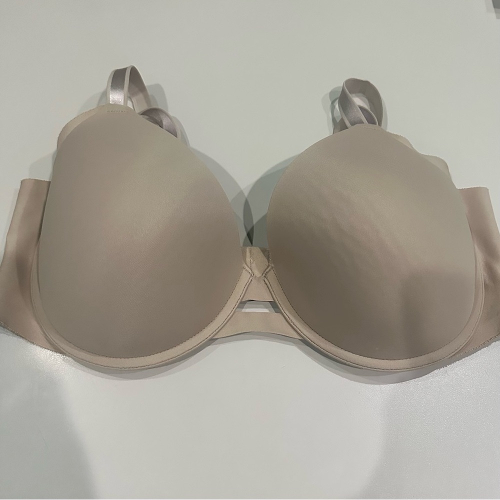 Warner's Tan Full-Coverage Bra underwire with Molded Cups